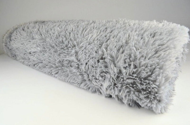 Grå långhårig plysch – 30 mm lugg & tvärsgående stretch (bild 2 av 5)