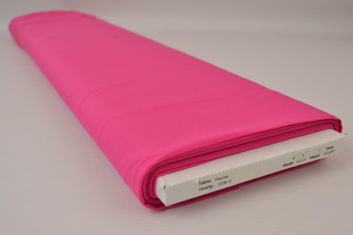 Pink viskostyg – lätt fall & elegant matt glans (bild 2 av 4)
