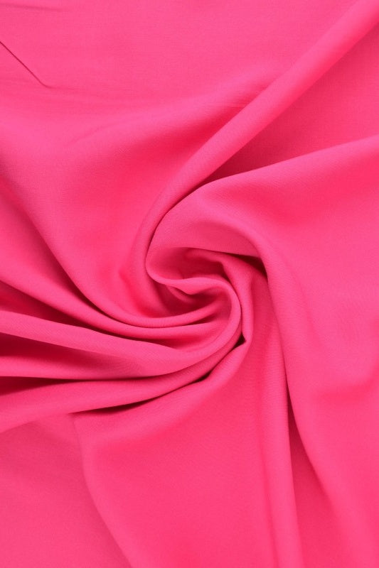 Pink viskostyg – lätt fall & elegant matt glans (bild 1 av 4)