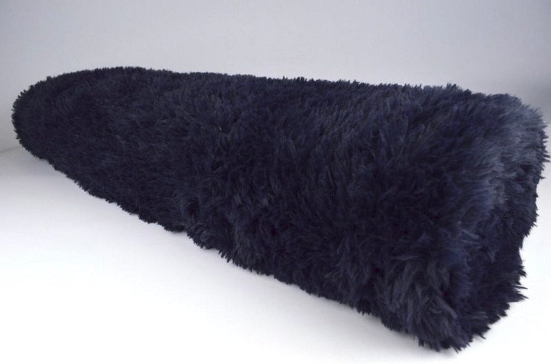 Navy långhårig plysch – 30 mm lugg & tvärsgående stretch (bild 2 av 5)