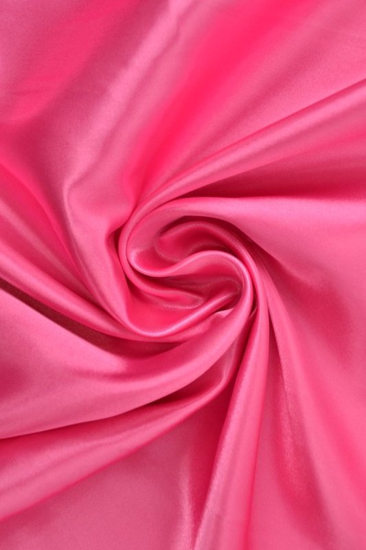 Pink satin tyg – lätt & glansigt (bild 1 av 8)