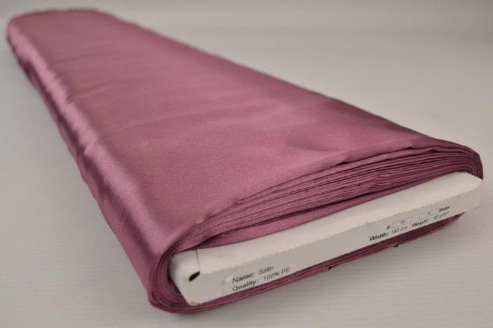 Mörk vintage rosa satin tyg – lätt & glansigt (bild 2 av 8)