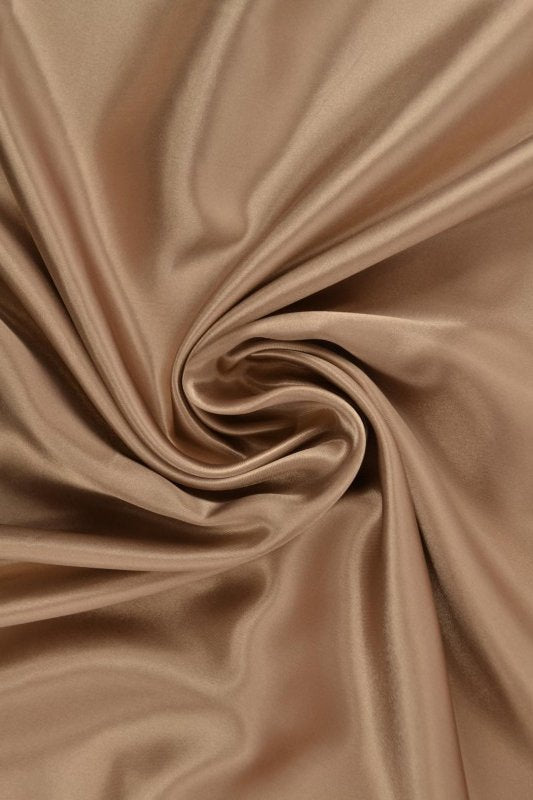 Beige satin tyg – lätt & glansigt (bild 1 av 8)
