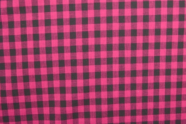 Bomullstyg med vichyrutor – rosa och svart, 10 x 12 mm (bild 3 av 9)