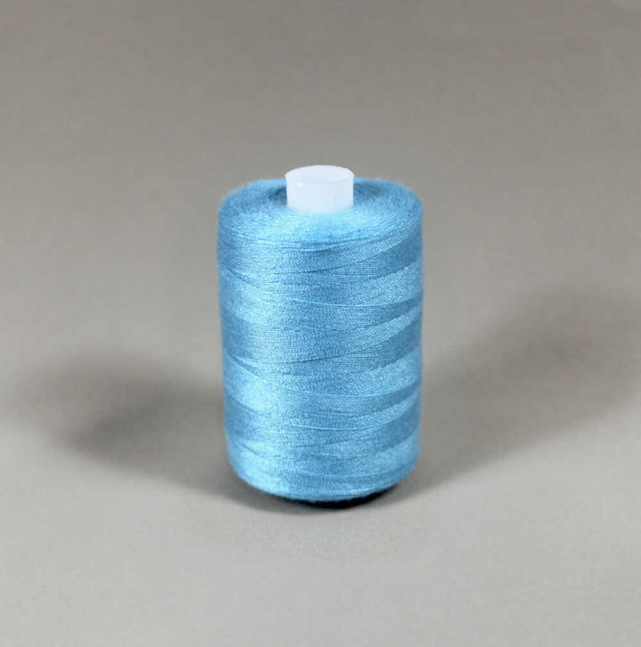 Aqua stark polyester sytråd (bild 1 av 3)