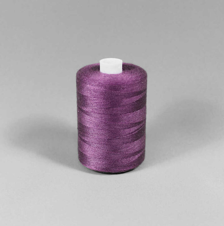 Lila stark polyester sytråd (bild 1 av 3)