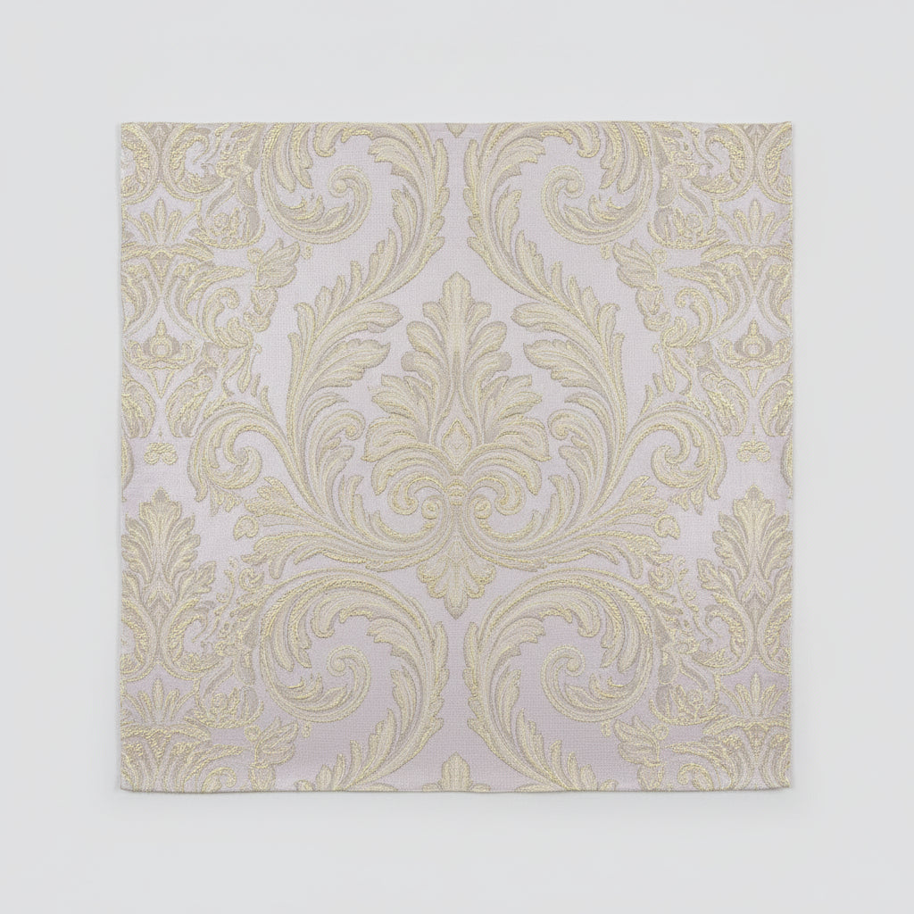 CHAMPAGNEFÄRGAD SATIN JACQUARD TYG MED BLOMSTERRANKOR (bild 1 av 3)