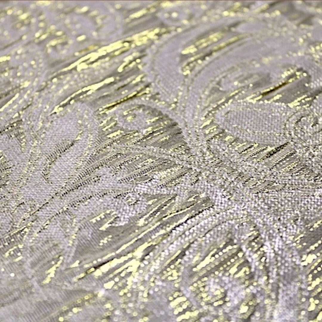 CHAMPAGNEFÄRGAD SATIN JACQUARD TYG MED BLOMSTERRANKOR (bild 3 av 3)