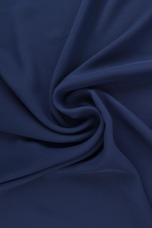 Navy chiffong – lätt, transparent & med vackert fall (bild 1 av 7)
