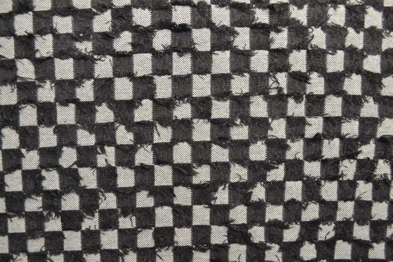 Svart denimtyg med rutigt frynsmönster – metervara till byxor & jackor (bild 3 av 8)