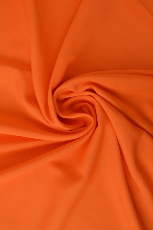 Orange viskostyg – lätt fall & elegant matt glans (bild 1 av 4)