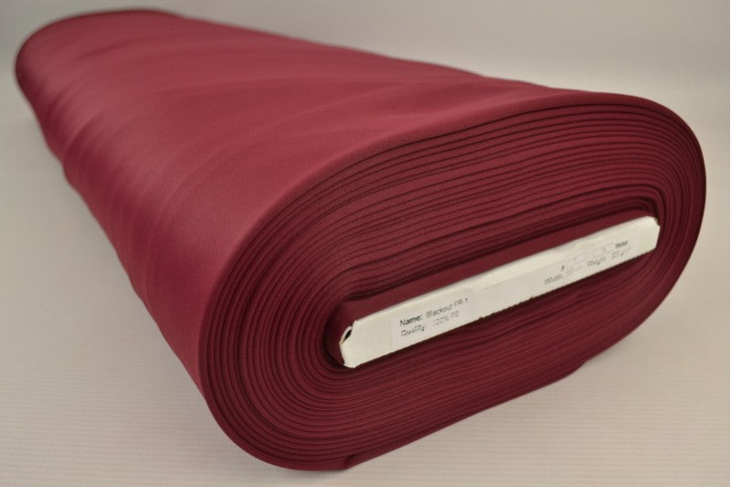 BORDEAUX MÖRKLÄGGNINGSTYG – FLAMSKYDDAT GARDINTYG (300 CM)