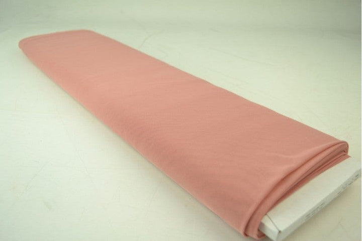 Vintage ljusrosa lycramesh – elastiskt nettyg, semi-transparent 4-vägs stretch (bild 2 av 4)