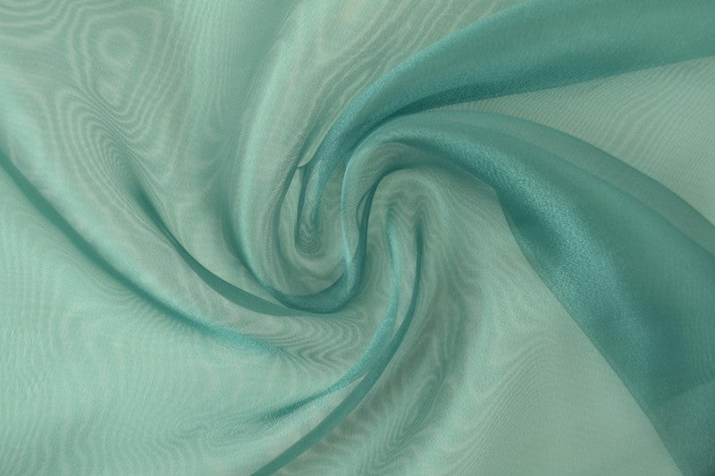 Smaragdgrön organza – transparent & glänsande (bild 3 av 7)
