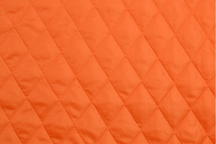 Orange quiltat tyg med vadderad baksida (bild 3 av 9)