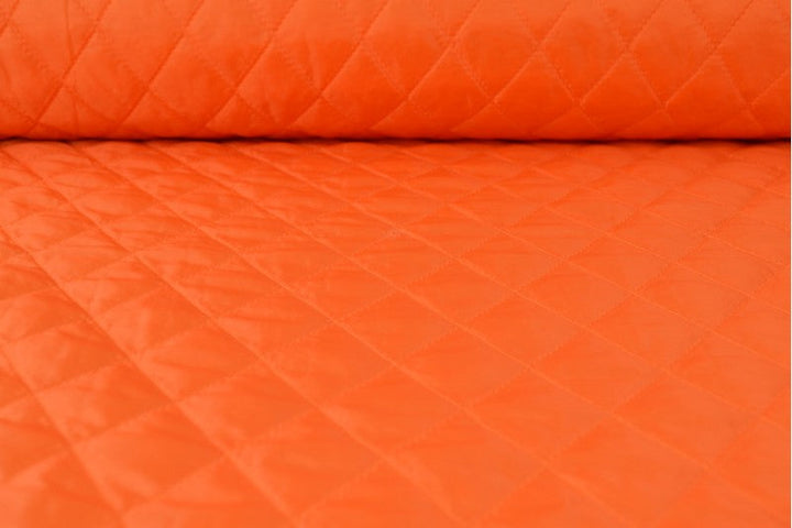 Orange quiltat tyg med vadderad baksida (bild 4 av 9)
