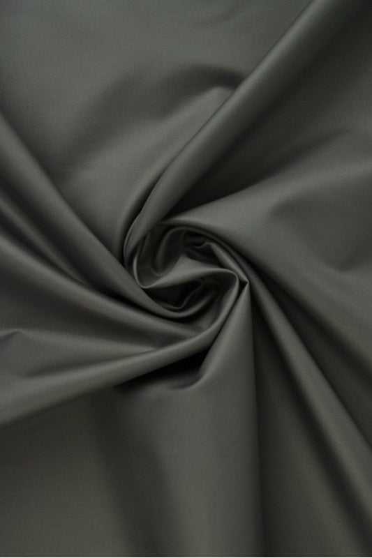 Mörk grå lätt vattentät polyester – slitstark & snabbtorkande (bild 1 av 6)