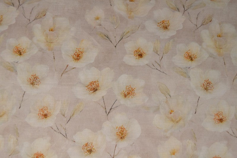 Sandfärgat linne med akvarell blommor (bild 3 av 9)
