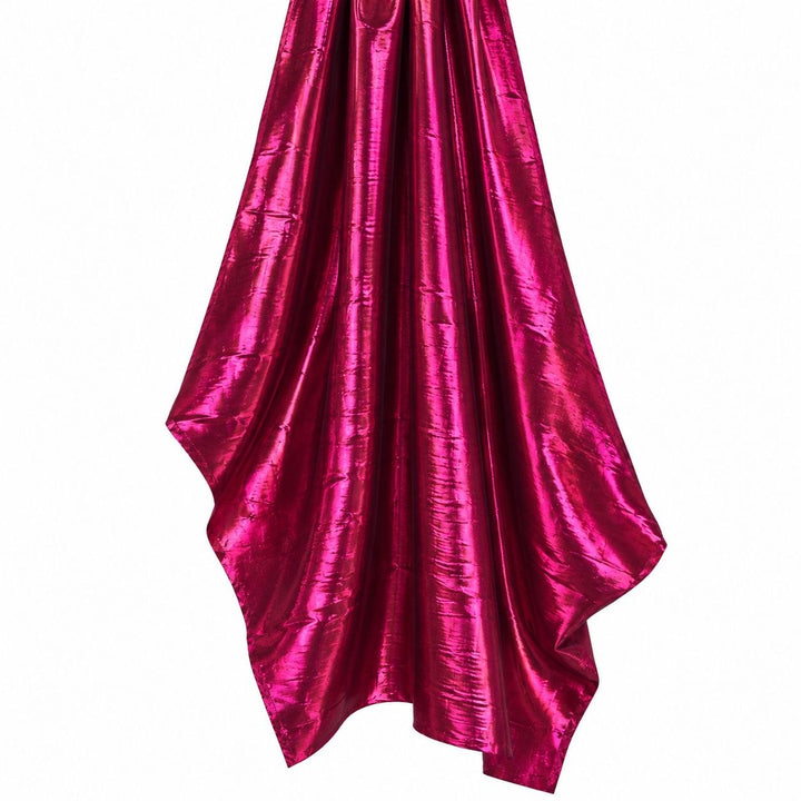 Metalliskt fuchsia folietyg (bild 2 av 3)
