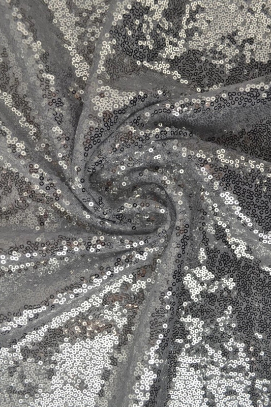 Silver paljettyg – små 3–4 mm paljetter & envägsstretch (bild 1 av 5)