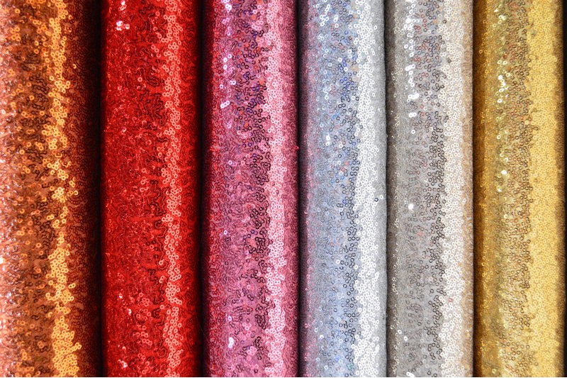 Rosa paljettyg – små 3–4 mm paljetter & envägsstretch (bild 3 av 5)