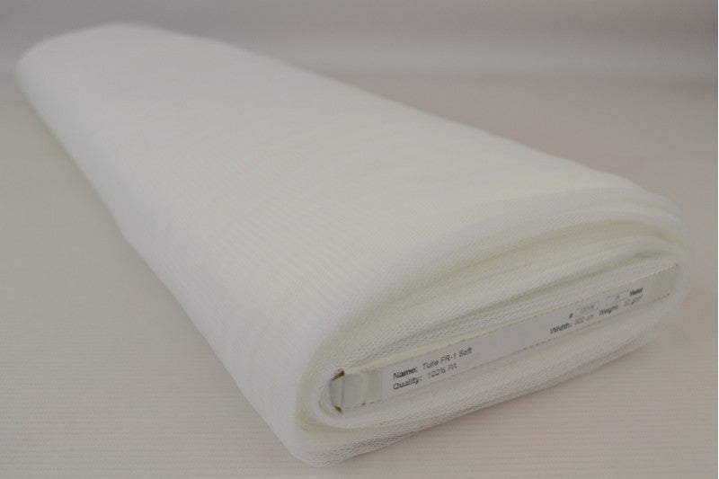 SNÖVIT FLAMSKYDDAD MJUK TYLL – 300 CM BRED