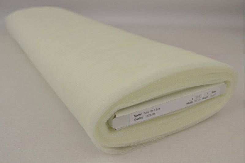 ELFENBENSVIT FLAMSKYDDAD MJUK TYLL – 300 CM BRED