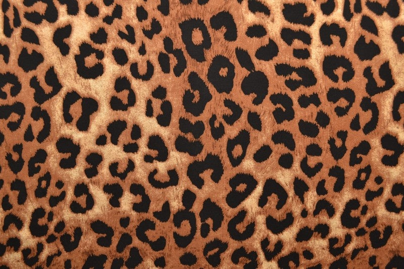 Cognac & svart viscosetyg med leopardtryck (bild 3 av 9)